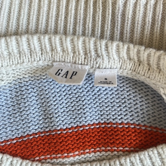 Sweater Bundle - Picture 2 of 6